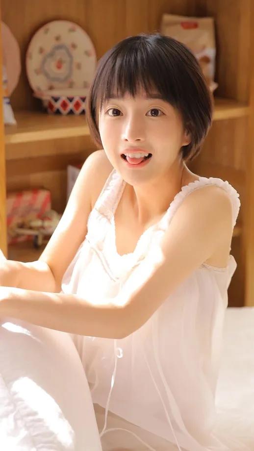 19岁未婚先孕到底该不该生下来,19岁未婚先孕的女孩后来怎么样了