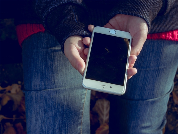 为什么手机定位不显示位置,手机定位为什么不在原地