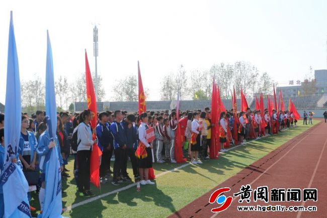 黄冈市中学生校园足球联赛赛况,2019黄冈市第五届中学生足球赛