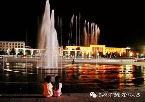 现在西乌旗,西乌旗里面是什么样子的