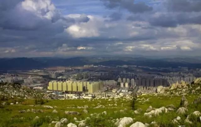 昆明首创奥莱地址,昆明将建100个中心公园名单