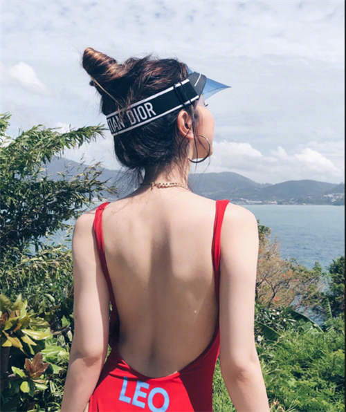 邓紫棋唱歌被p成撸串,邓紫棋恶搞撸串