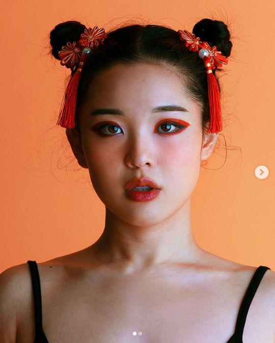 圆圆脸大眼睛好看吗,圆圆脸大大的眼睛