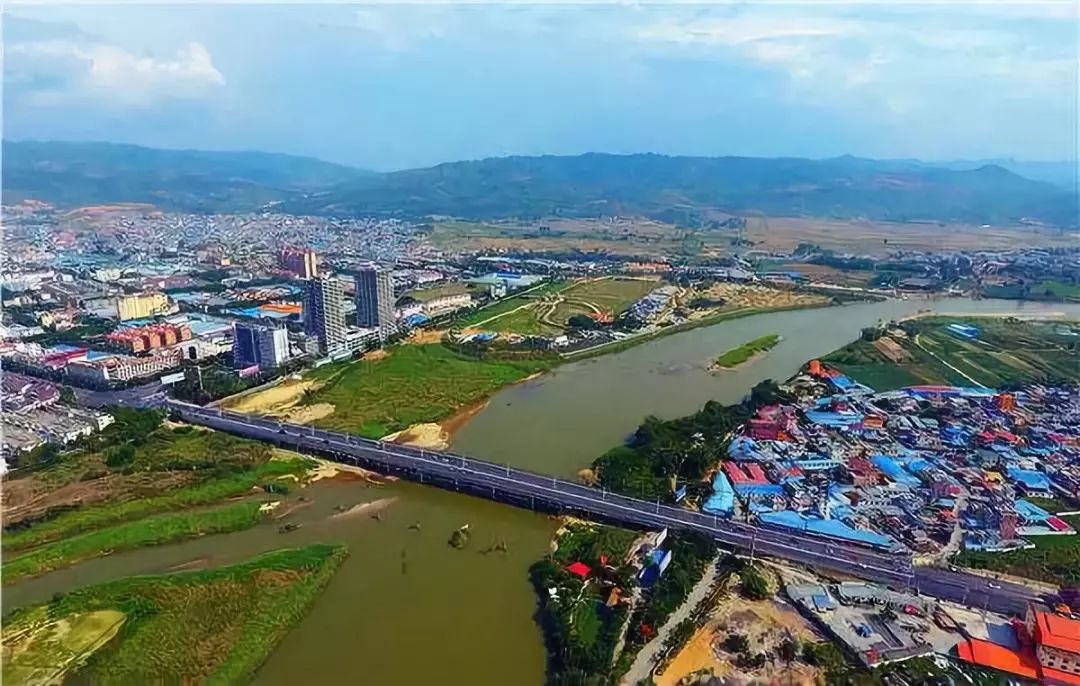 壮丽70年奋斗新时代的视频,壮丽70年奋斗新时代美篇