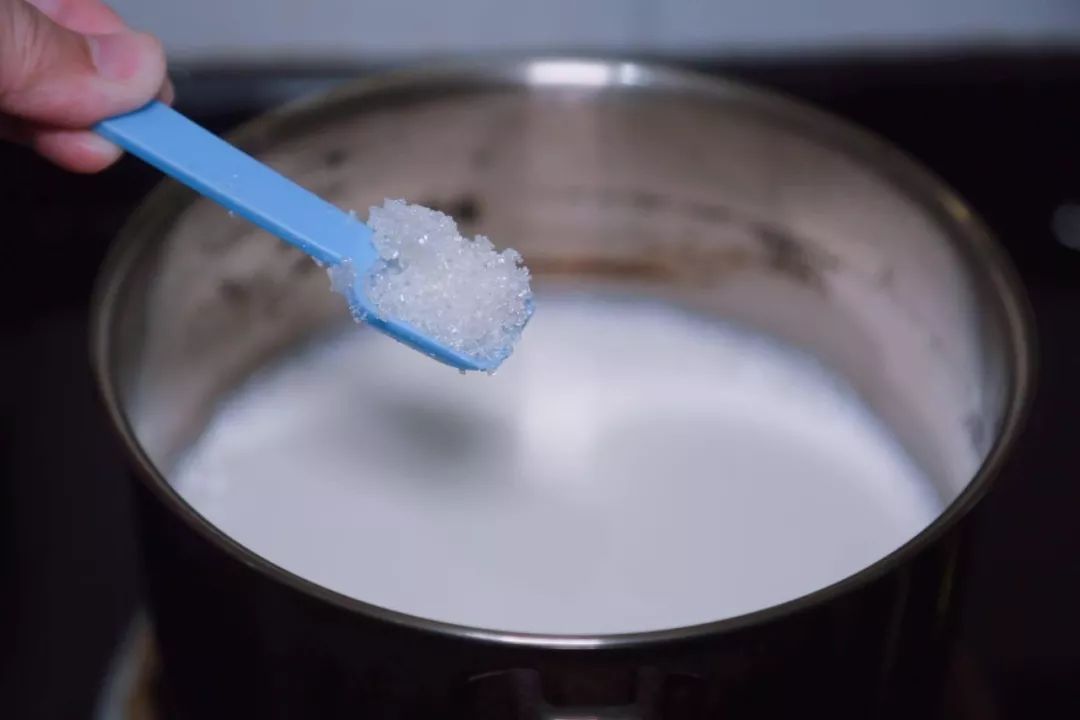 做草莓布丁的简单方法不需要qq糖,自己做草莓布丁最简单100%成功