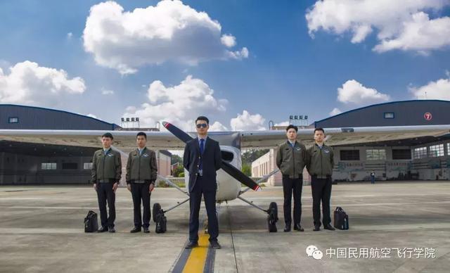 中飞院，让雏鹰翱翔蓝天的力量