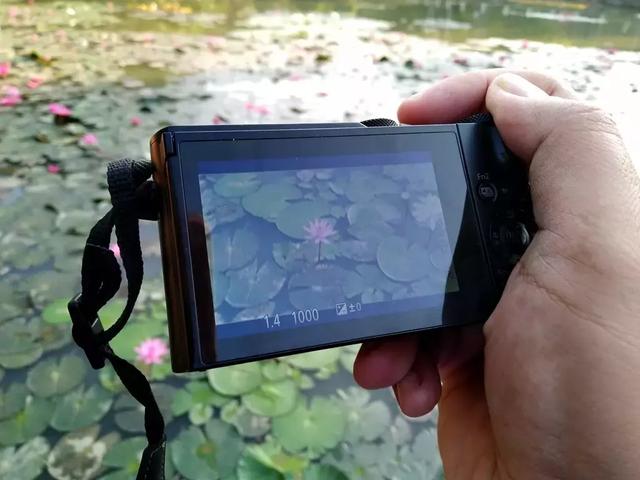 徕卡大光圈镜头,松下lx10对比徕卡相机