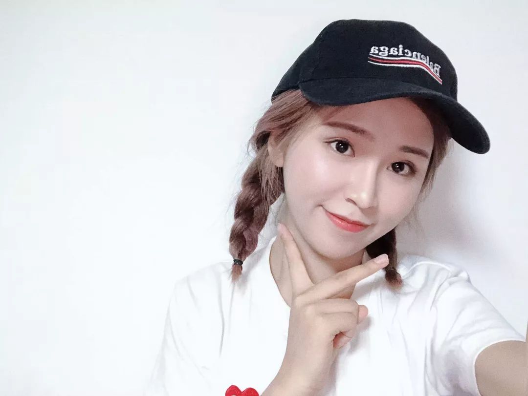 油皮气垫bb遮瑕持久不脱妆第一名,气垫测评不易暗沉款