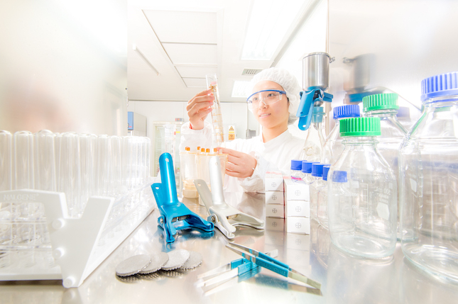 200平米“德国大药箱”即将打开:口崩片、爸爸备孕小药丸……