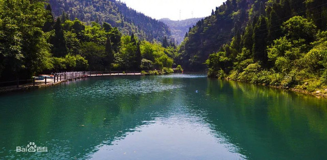 成都5小时飚拢达州万源,达州灯影牛肉和南坝灯影牛肉