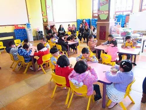 宜宾18街幼儿园收费标准,最新宜宾教工幼儿园收费价格表