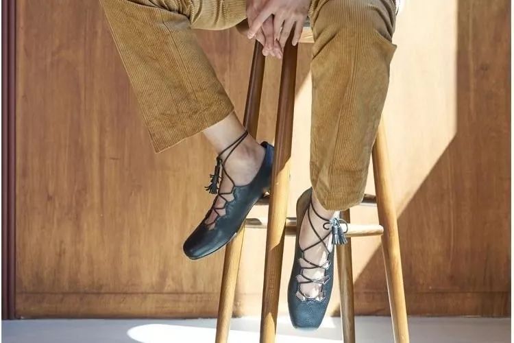 鞋带绕脚脖,鞋带勒脚脖会水肿吗