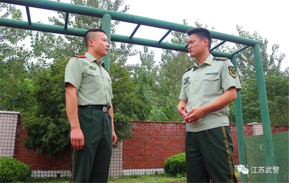 一堂精彩生动的党课,一堂生动鲜活的党课