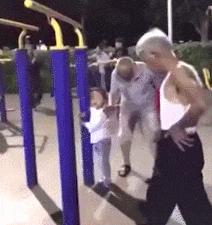 盘点那些奇葩的健身方式,你根本想象不到民间健身有多狂野