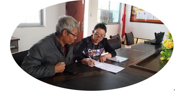 我的扶贫故事用真情温暖人心,扶贫故事90后女支书的扶贫路