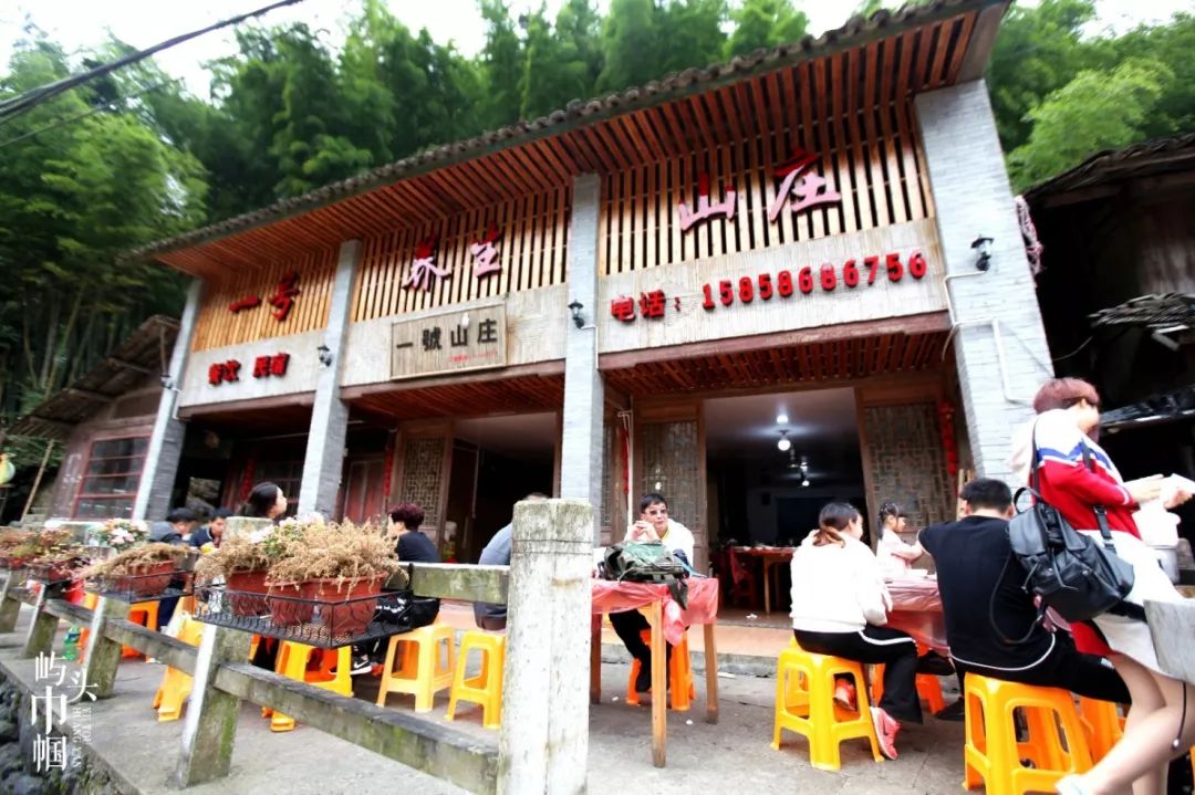 巾帼创辉煌,巾帼逐梦出彩人生