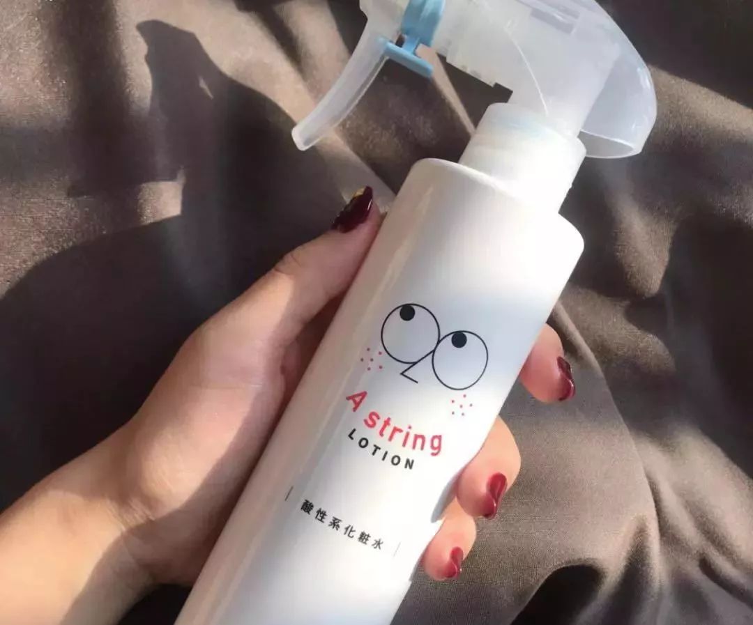 红肿，流脓的万年毒痘一喷全消失？岛国新晋痘肌终结者！彻底祛痘不反复！