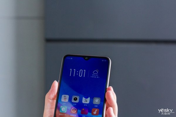 oppoa7手机测评视频,opporeno7pro屏幕评测报告