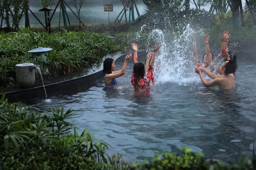 最低温6°！重庆周边最受欢迎的八大温泉地，你去过几个？