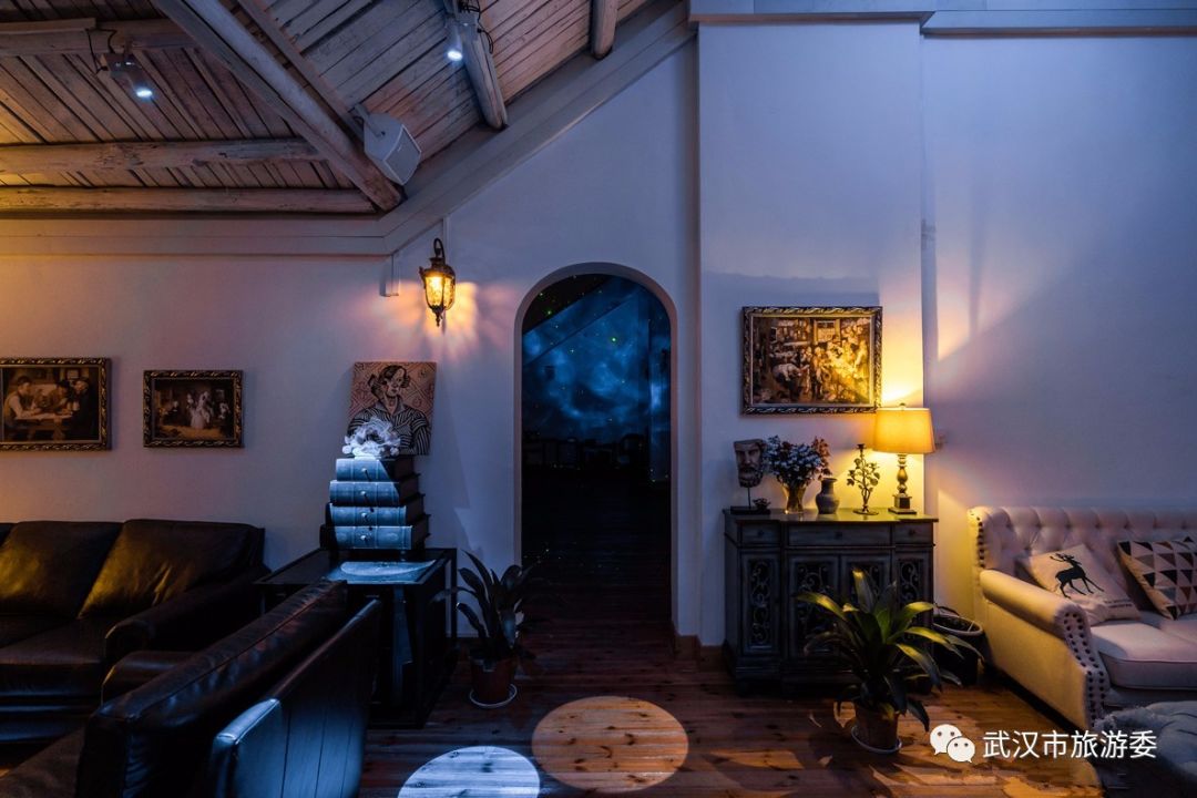 小雪节气外出,小雪节气酒到店