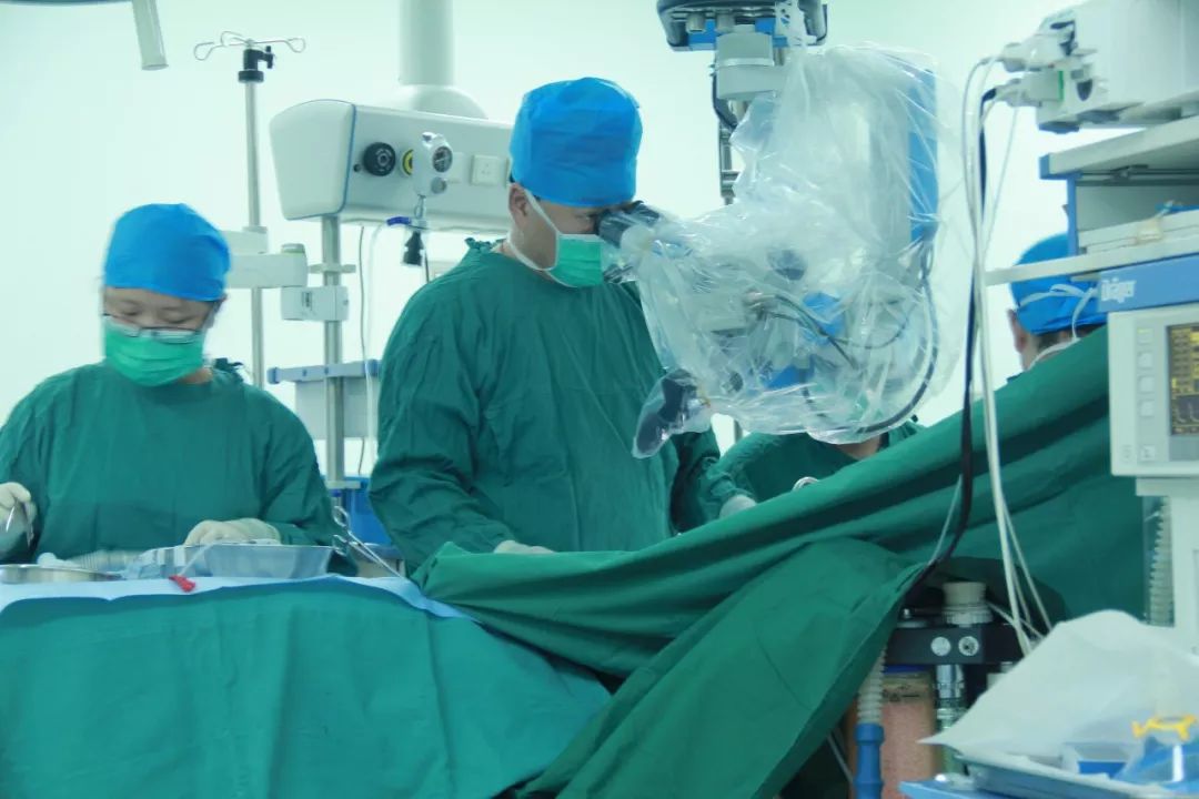 儿童蛛网膜囊肿手术多少钱,椎管内蛛网膜囊肿手术