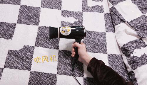 电吹风吹后背治发烧,吹风机吹身体舒服