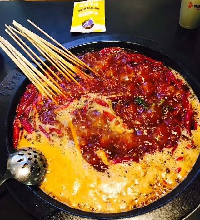 重庆开了几十年的老串串,重庆老牌串串