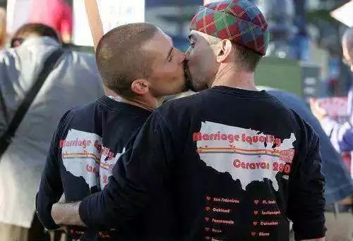 “Knowyourstatus”主动检测,知艾防艾,共享健康