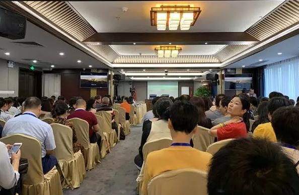 深圳鼎益丰：“东方隐士”如何为信徒理财