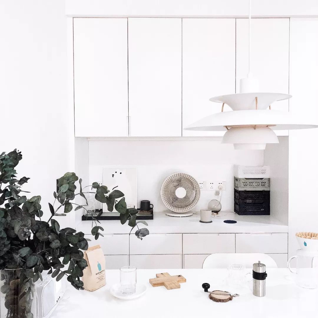 家里乱全怪娃？娃说：你看看别人家的爸妈！生10个孩子也不怕