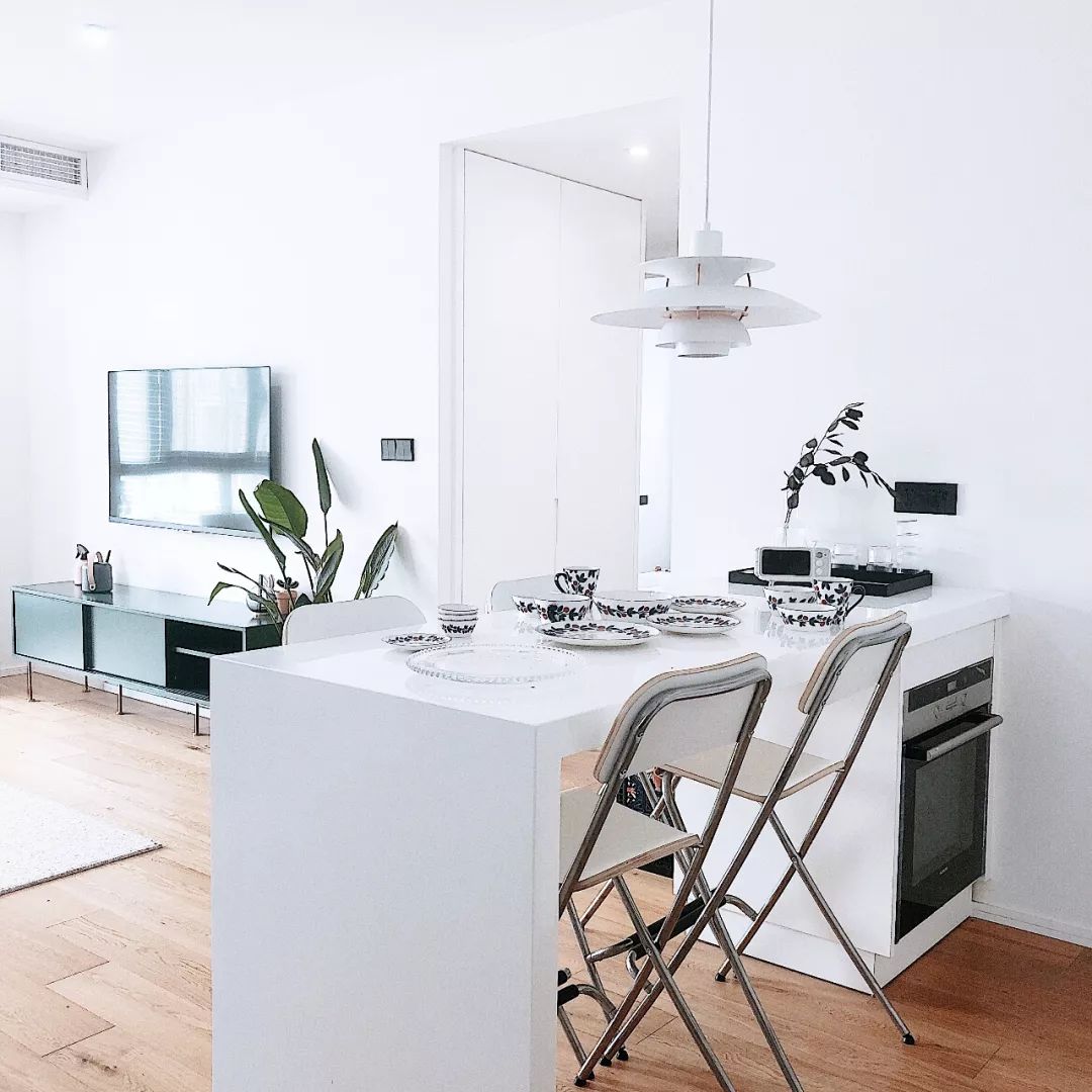 家里乱全怪娃？娃说：你看看别人家的爸妈！生10个孩子也不怕