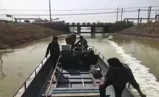 12月一批新规将施行“军人依法优先出行”更有保障(二马看天下,第1658期)