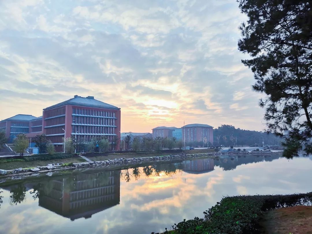 您的期末包裹已送达请注意查收,你的期末复习宝典请查收