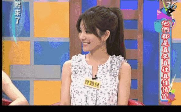 44岁的她竟睡服半个娱乐圈，被亿万直男跪舔！遭小S妒忌十年：凭什么