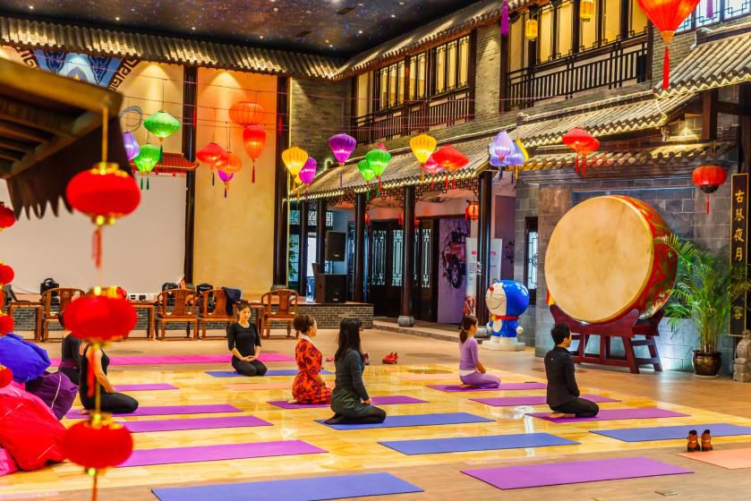 这里有天然独特的山中温泉,真实千亩温泉价格表