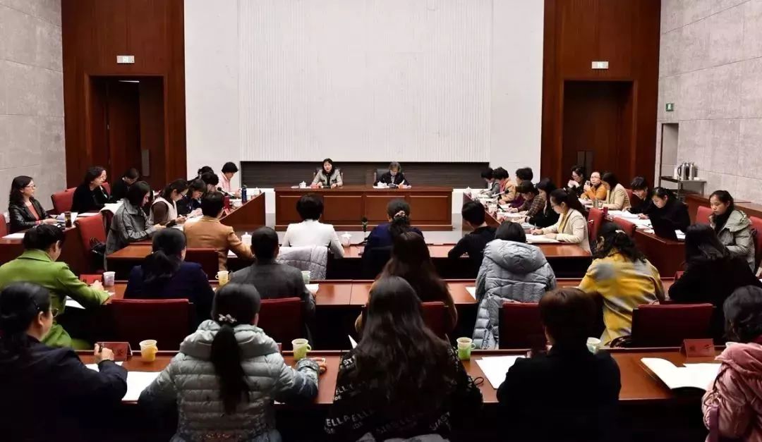 获得全国妇联黄晓薇点赞的“桃子姐姐”，到底有多厉害？