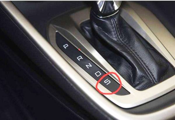 自动挡的d挡位可以直接挂入s挡吗,大众polo自动挡d挡和s挡怎么挂挡