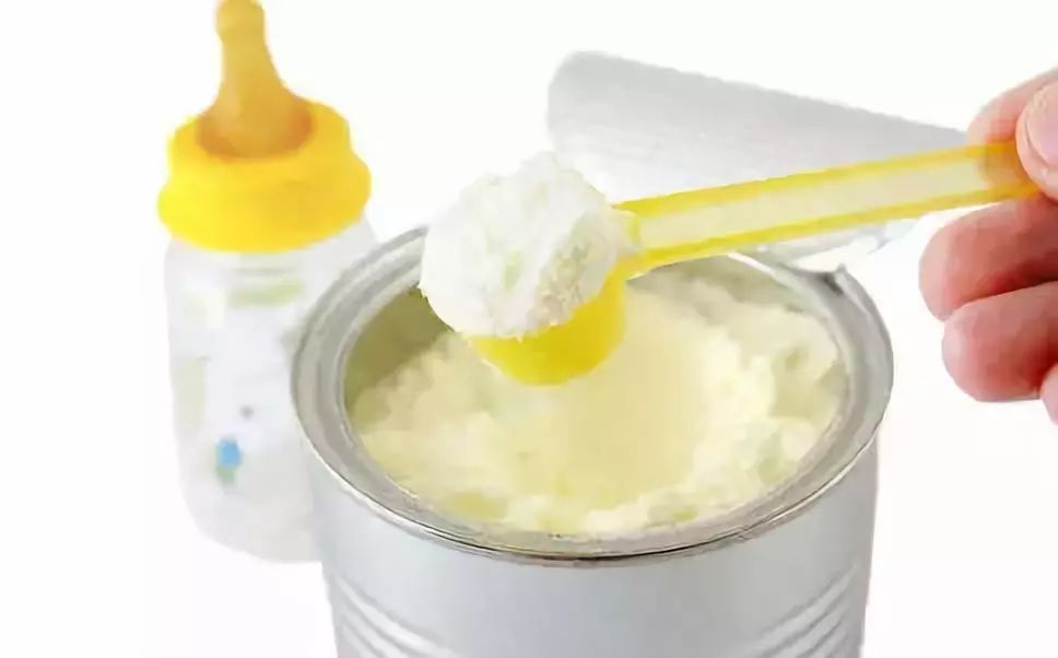 洋奶粉的危害有多大,进口奶粉引起婴儿不适