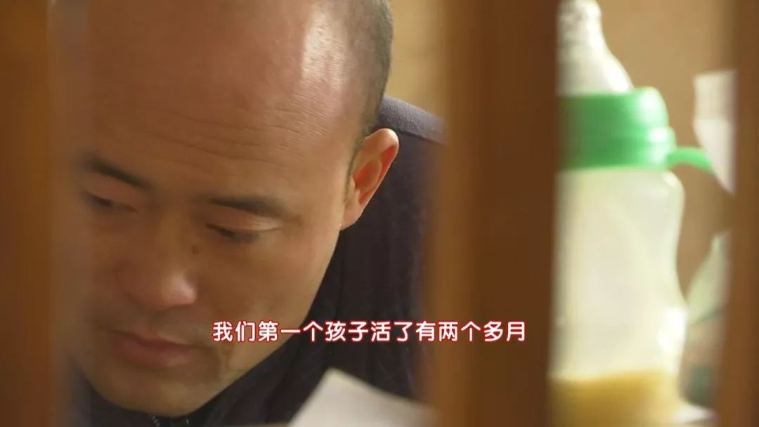 一岁女孩患18种罕见病,女童身患多种罕见病医生不敢治