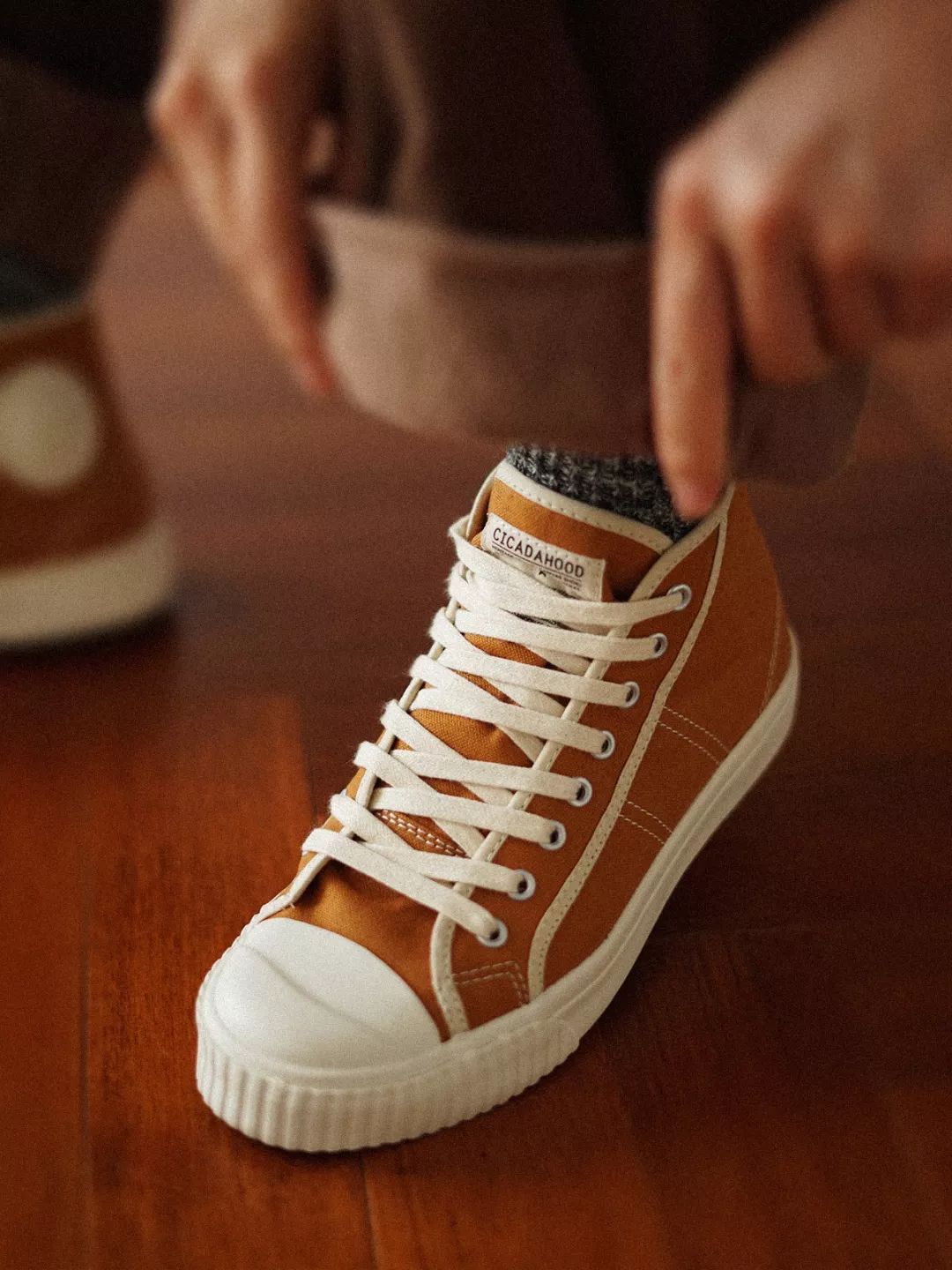 不穿aj穿莆田,穿匡威打篮球