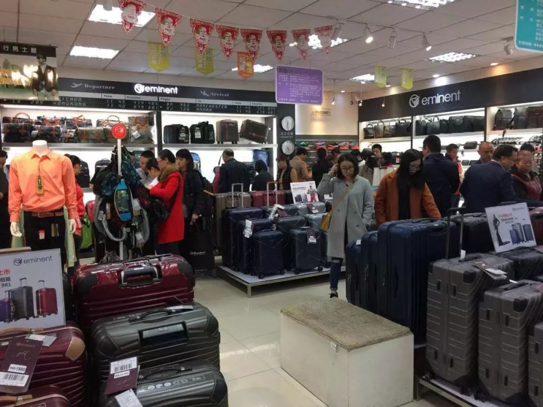 路过全世界只为遇见你原版,路过全世界只为等一人