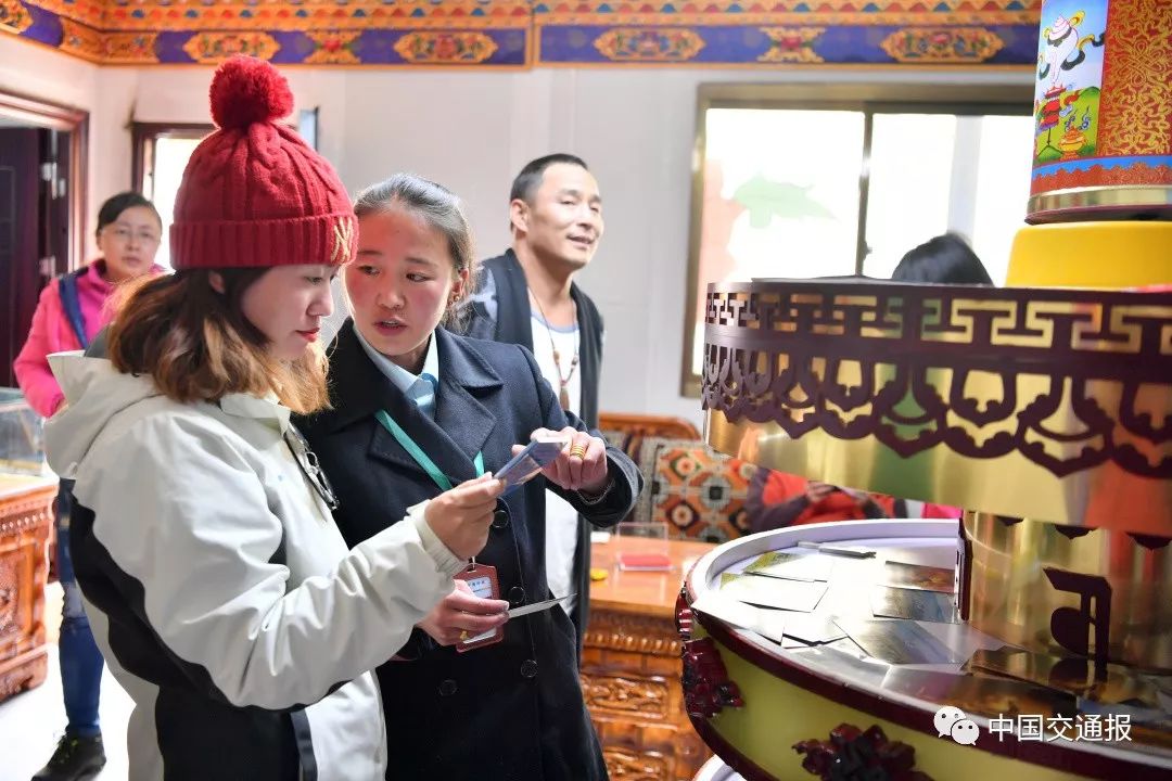 他们在生命禁区不断挑战极限，他们是世界屋脊上最美的雪域鸿雁