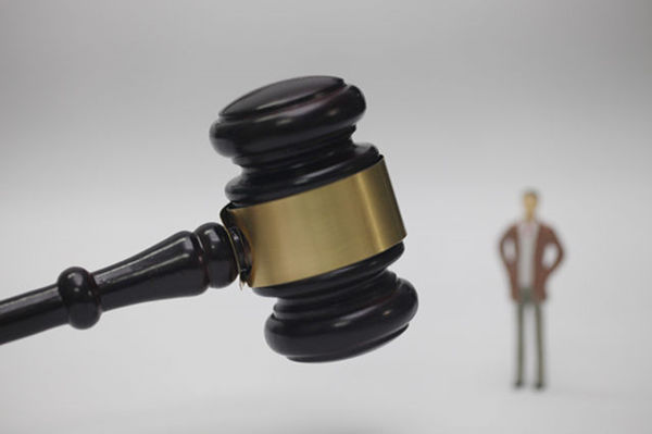 健身房健身被说黑私教退卡,健身房黑私教报警处理