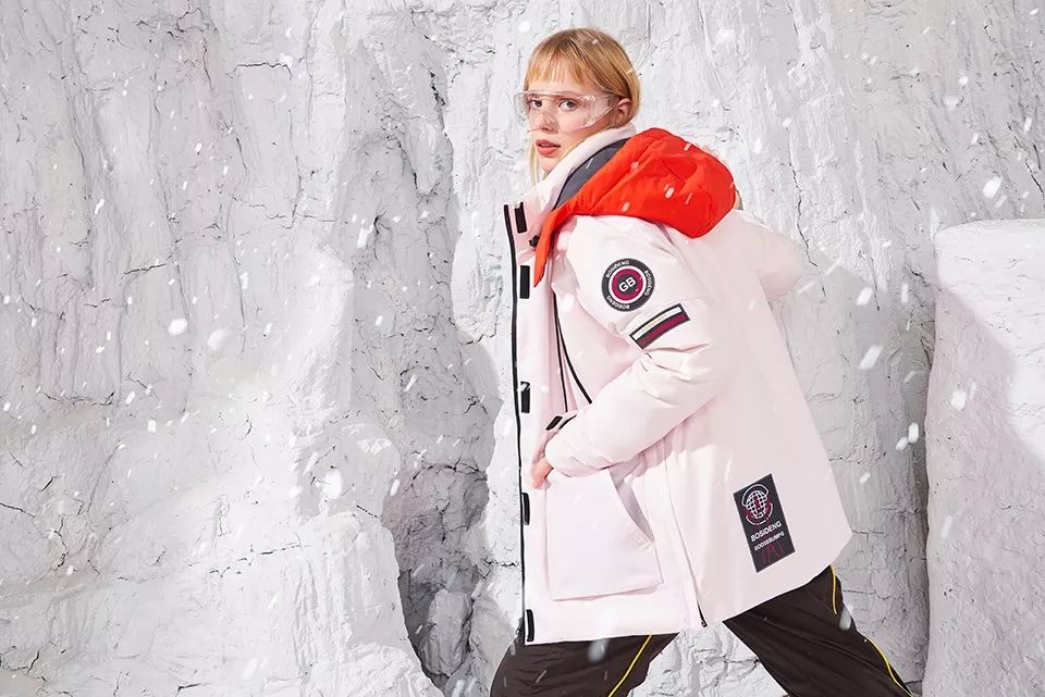 小雀斑撞波司登,波司登小雀斑