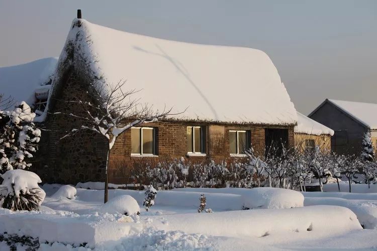 最具幸福感的县级市中唯一一座上榜的北方小城，光是海鲜就能吃到你激灵！