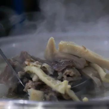 在成都一天三顿都吃火锅,成都吃羊肉汤的地方