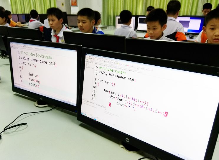 42年历史!西约这所小学用信息学撬动发展,加速崛起!