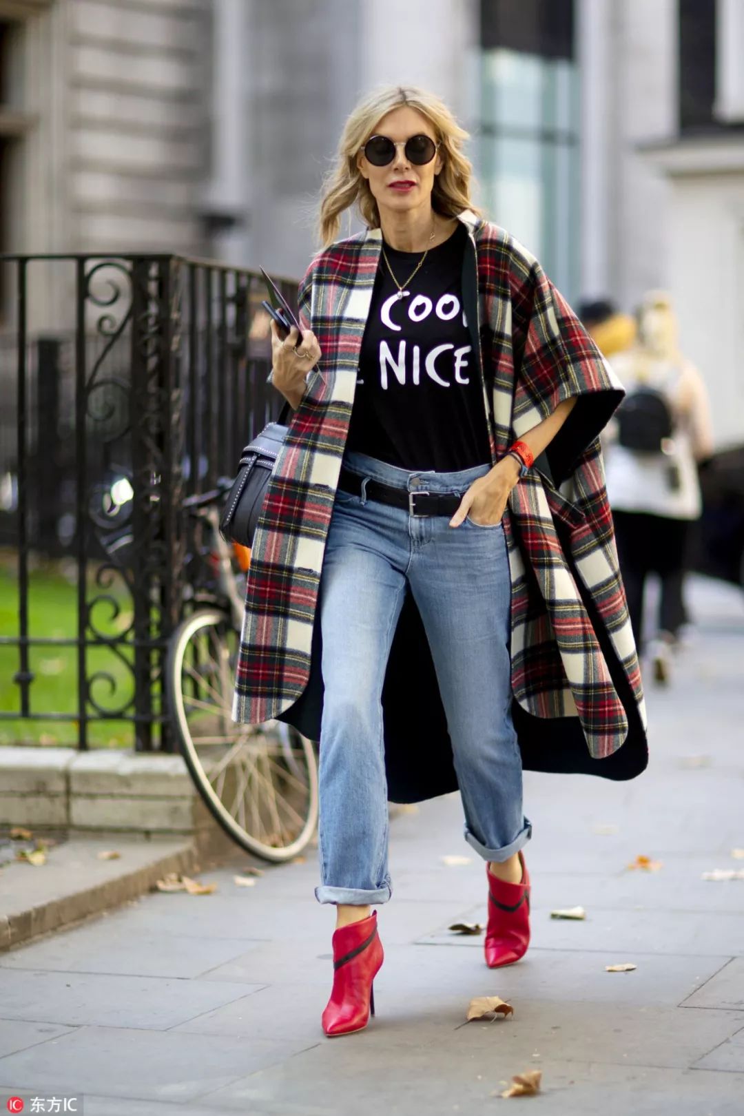 一穿羽绒服就出汗怎么办,一穿羽绒服就很丑