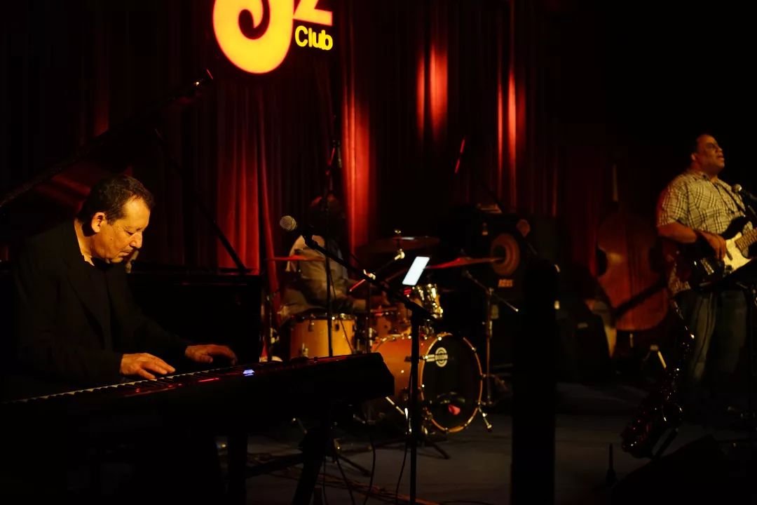 「看见福利」叮咚~JZClub向你发来15岁生日派对邀请函!