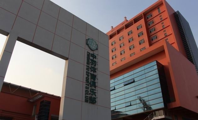 广东中山一女子坠楼身亡,广东一女老板投资失败跳楼